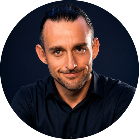 Alex Dakov